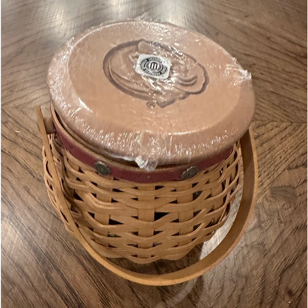 2004 Tournament of Roses Basket Set